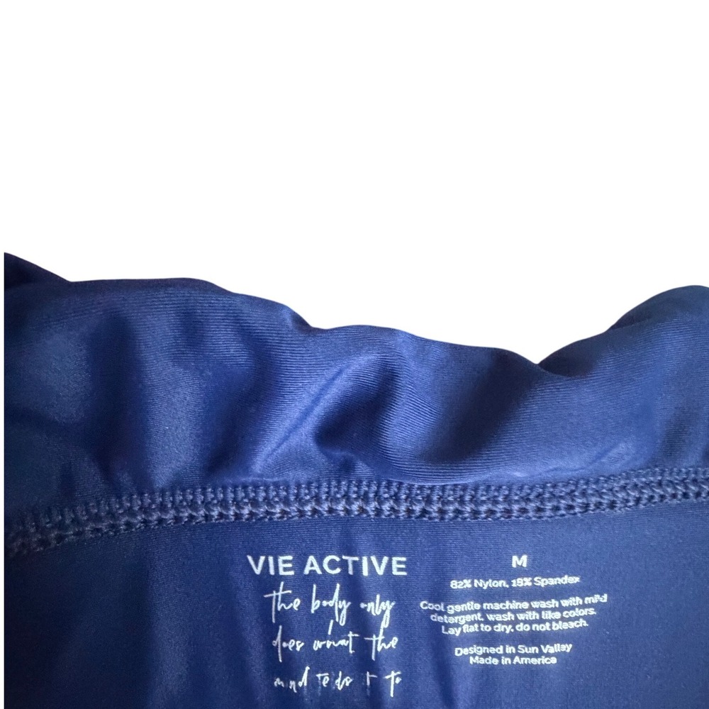 Vie Active Womens Navy Blue Strappy Back Sports Bra Size M Made in USA Yoga Gym - Picture 3 of 3